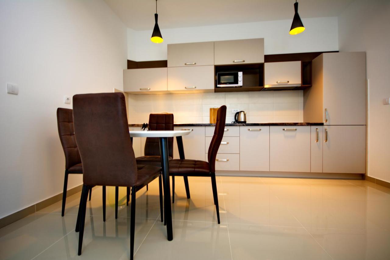 Apartman Dobrota *